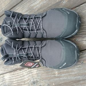 Inov8 Goretex Roclite 286 GTX men's size 10 trail running and hiking shoe